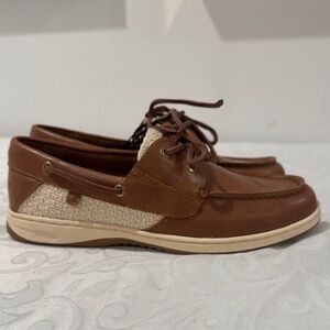 Sperry Woman’s Boat Shoes. Size 7